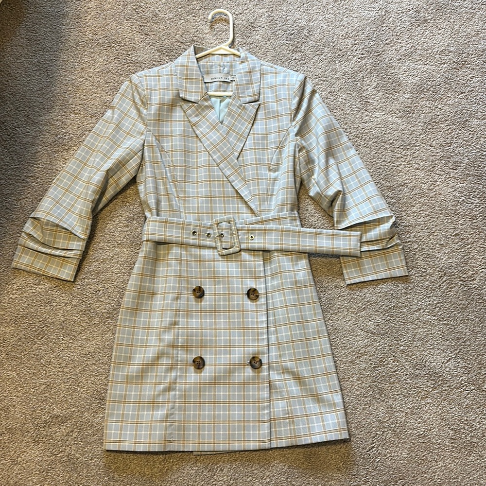 Super cute plaid dress with belt